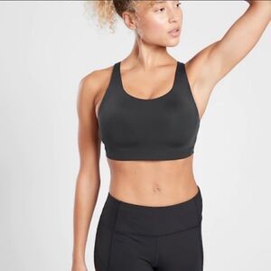 Athleta advance sports bra in black